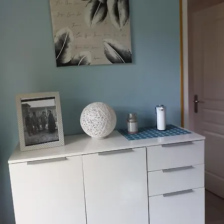 Penzion Le Relais De La Chaussee Neuilly-la-Foret