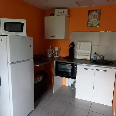 Le Relais De La Chaussee Penzion Neuilly-la-Foret