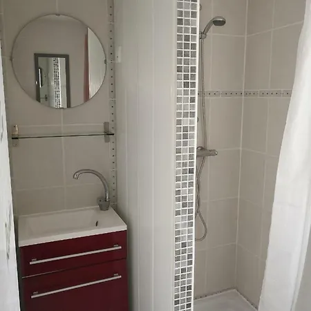 Le Relais De La Chaussee Penzion Neuilly-la-Foret