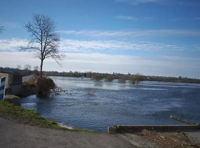 Le Relais De La Chaussee 2*